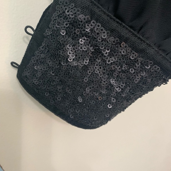 Black chiffon top with lining. - Picture 2 of 3